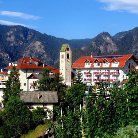 Gasthaus Zum Weissen Kreuz Lazfons Exterior photo